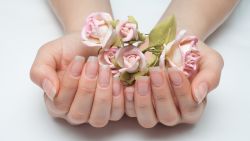 Articles: Smart Nail Extensions: Lightweight Length, Safe Application