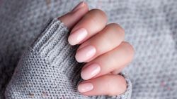 Articles: Smart Nail Extensions: Lightweight Length, Safe Application