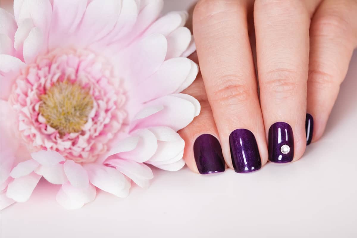 Beautiful manicured nails using acrylic nail polish