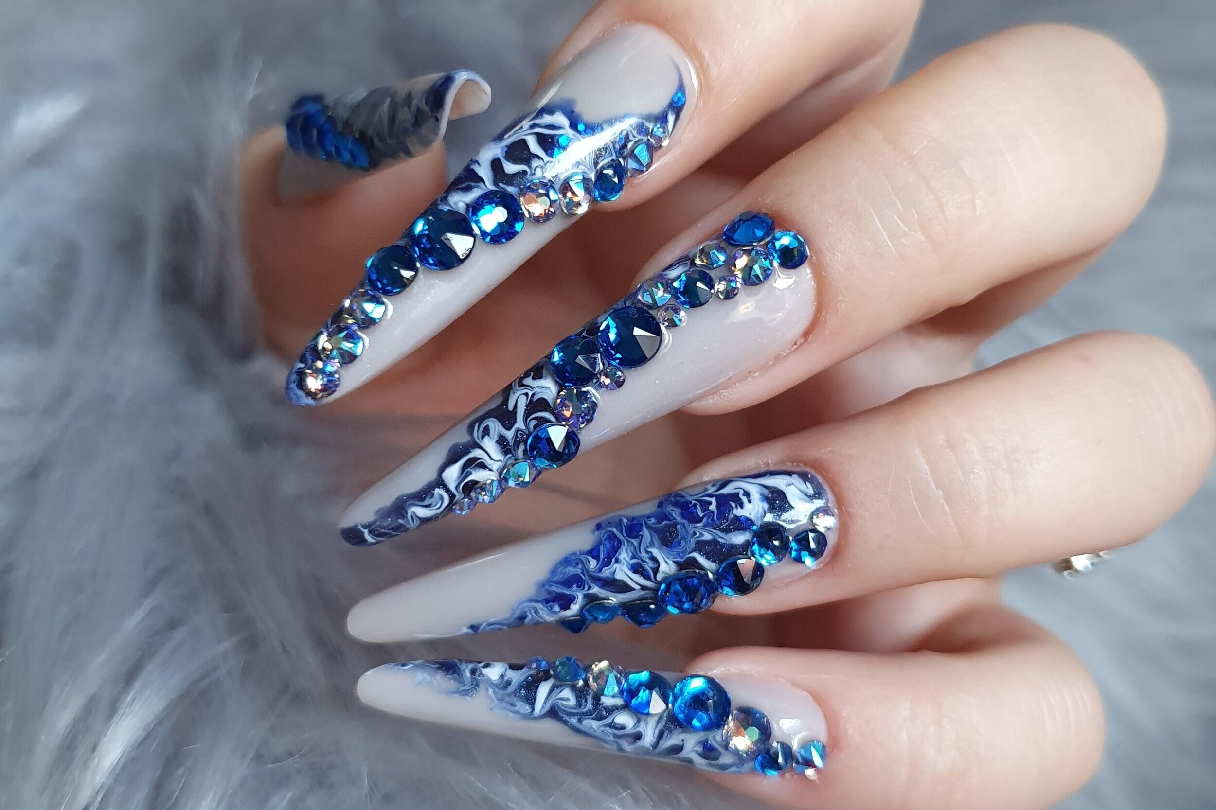 acrylic nail